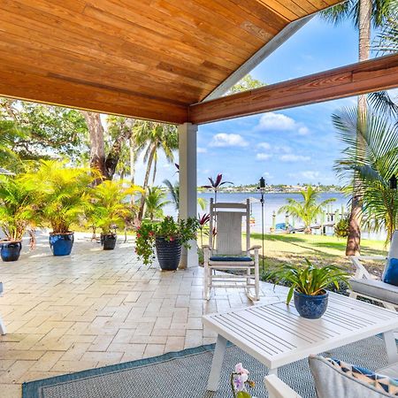 Villa Waterfront Stuart Oasis With Hot Tub And Dock! Exterior foto